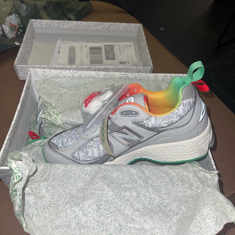 Ganni New Balance 200R